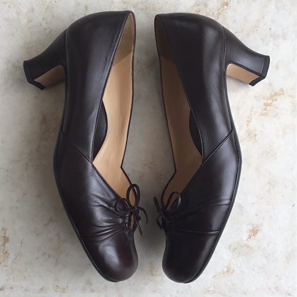 Taryn Rose Italian Woman’s brown leather shoes size 8.5 (EUR 39) - Picture 3 of 7